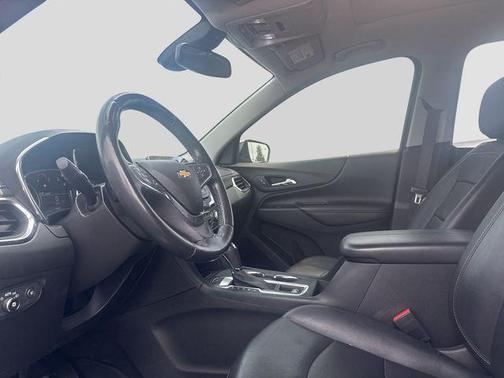 Sandy Ridge Metallic 2018 Chevrolet Equinox Premier