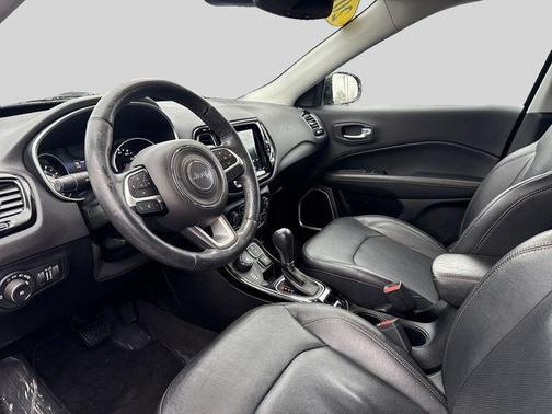 Granite Crystal Metallic Clearcoat 2018 Jeep Compass Limited