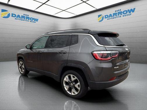 Granite Crystal Metallic Clearcoat 2018 Jeep Compass Limited
