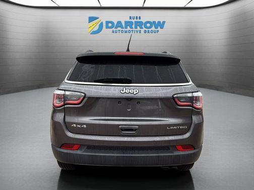 Granite Crystal Metallic Clearcoat 2018 Jeep Compass Limited