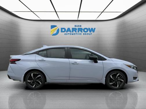 Gray Sky Pearl 2025 Nissan Versa 1.6 S