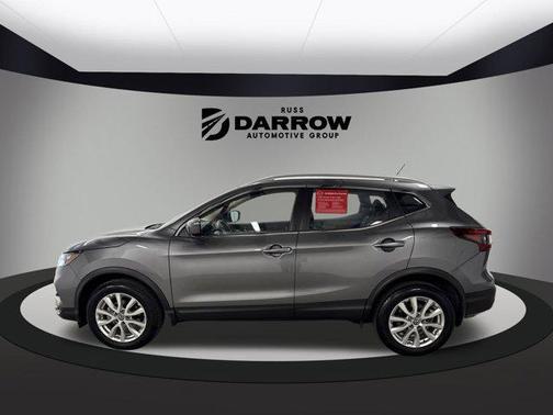 2022 Nissan Rogue Sport SV