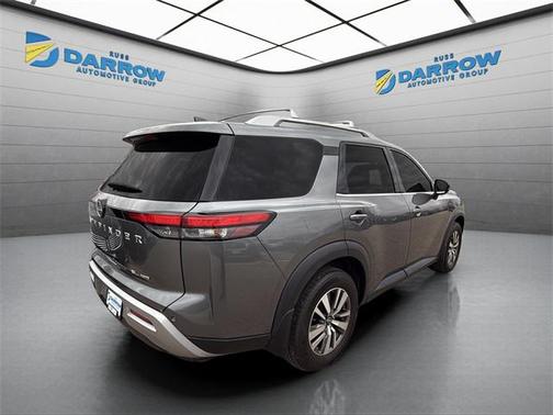 2022 Nissan Pathfinder SL 4WD