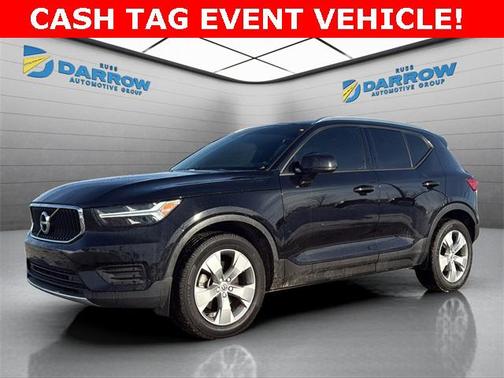 2022 Volvo XC40 T5 Momentum