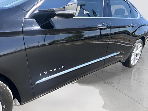 Black 2019 Chevrolet Impala Premier 2LZ