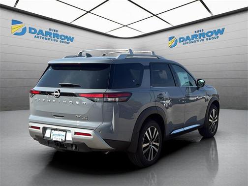 2025 Nissan Pathfinder Platinum 4WD