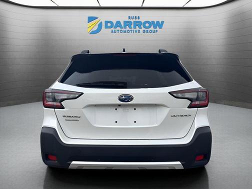 Crystal White Pearl 2023 Subaru Outback Limited