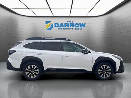 Crystal White Pearl 2023 Subaru Outback Limited