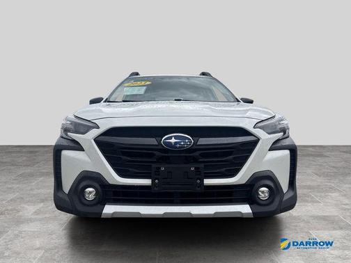Crystal White Pearl 2023 Subaru Outback Limited
