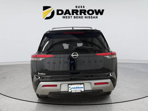 Super Black 2024 Nissan Pathfinder SL 4WD