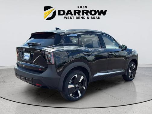 Super Black 2026 Nissan Kicks SR