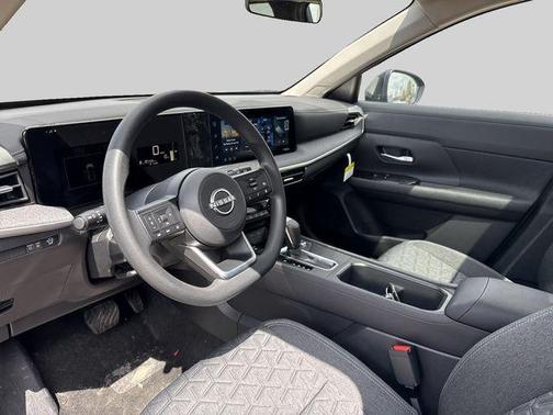 Super Black 2026 Nissan Kicks SV