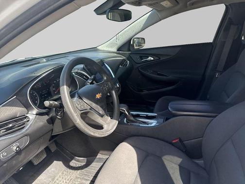 Summit White 2021 Chevrolet Malibu FWD LT