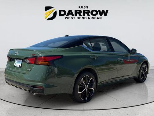 Tactical Grn/Super Black 2026 Nissan Altima SR AWD