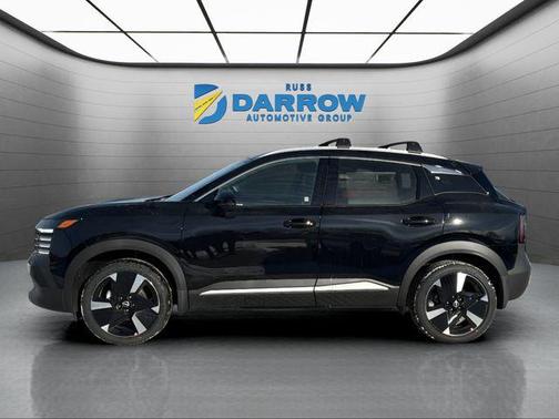 Super Black 2026 Nissan Kicks SR