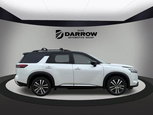 2025 Nissan Pathfinder Platinum 4WD