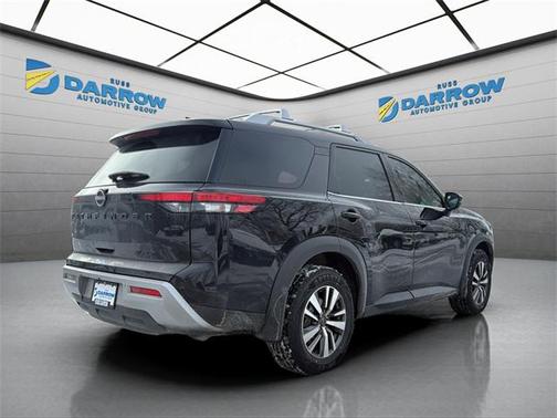 2023 Nissan Pathfinder SL 4WD