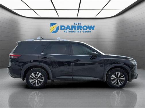 2023 Nissan Pathfinder SL 4WD