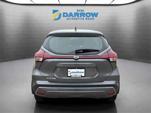 2025 Nissan Kicks S