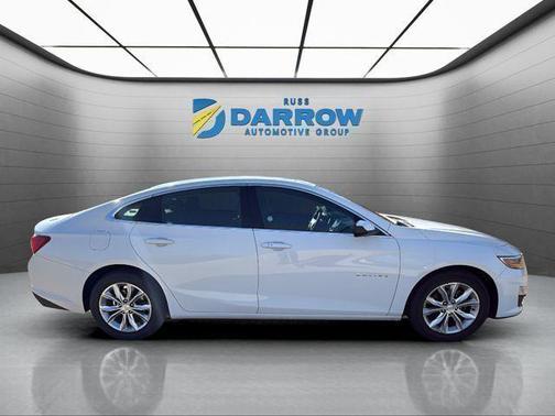 Summit White 2023 Chevrolet Malibu FWD 1LT