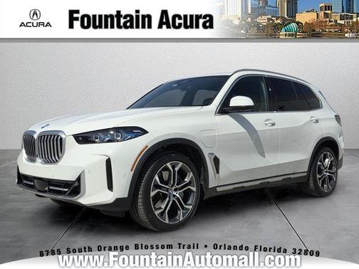 Alpine White 2026 BMW X5 PHEV xDrive50e