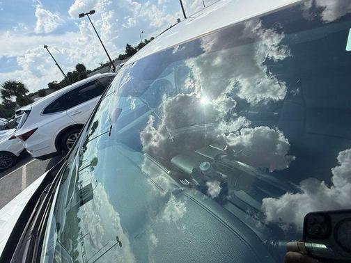 White Diamond Pearl 2018 Honda Pilot EX-L
