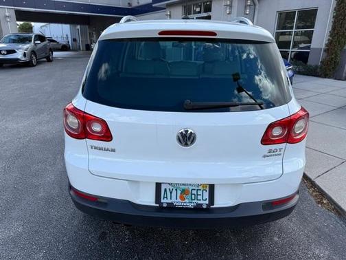 2011 Volkswagen Tiguan 