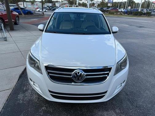 2011 Volkswagen Tiguan 