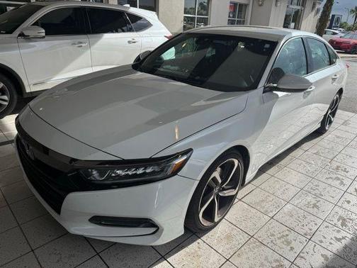 Platinum White Pearl 2018 Honda Accord Sport