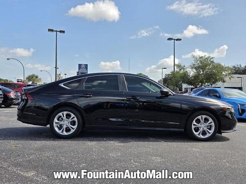 Crystal Black Pearl 2024 Honda Accord LX