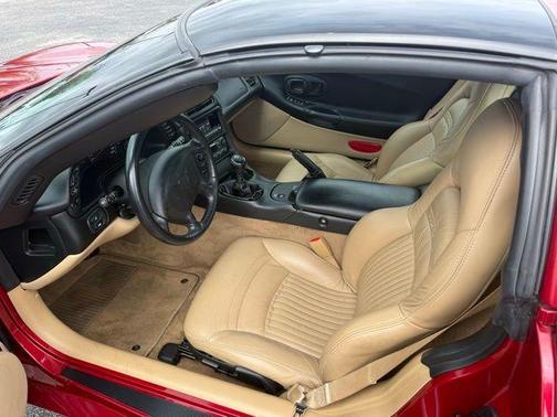 Magnetic Red Metallic 2004 Chevrolet Corvette Base