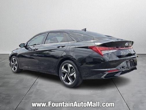 2021 Hyundai ELANTRA Limited