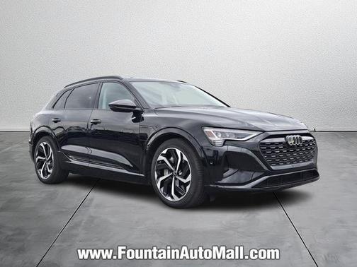 2024 Audi Q8 e-tron Premium