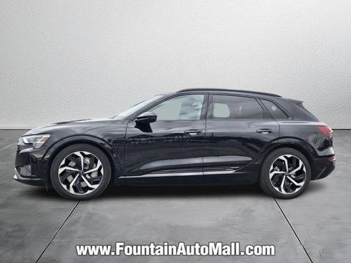 2024 Audi Q8 e-tron Premium