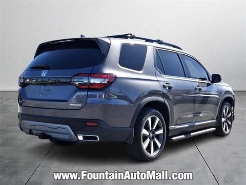 2025 Honda Pilot Touring