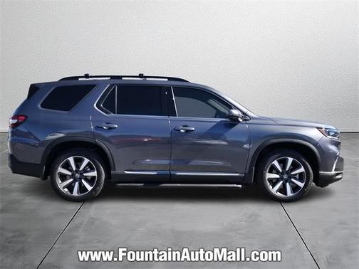 2025 Honda Pilot Touring