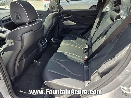 Solar Silver Metallic 2026 Acura RDX ADVANCE PACKAGE
