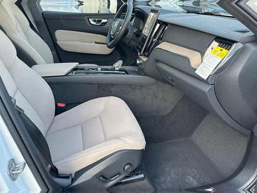 2026 Volvo XC60 Plug-In Hybrid Core, T8 AWD Electric/Gasoline, Dark