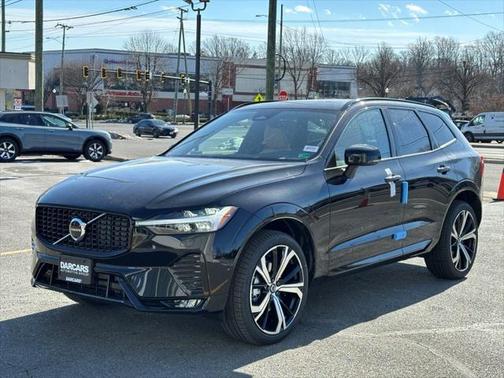 2025 Volvo XC60 B5 Ultra
