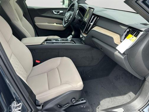 Denim Blue Metallic 2026 Volvo XC60 B5 Plus