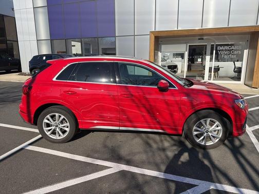 2025 Audi Q3 Premium 45 TFSI S line quattro Tiptronic