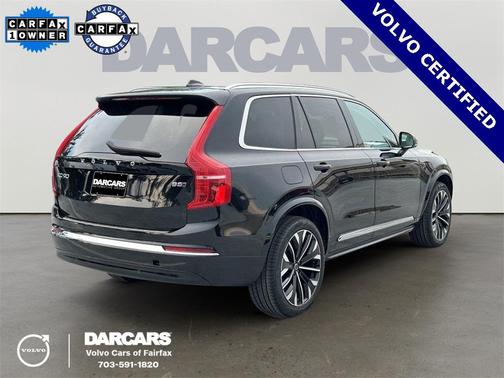 2023 Volvo XC90 B5 Plus