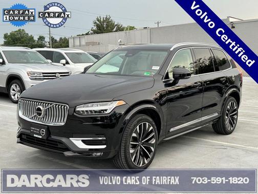 2023 Volvo XC90 B5 Plus
