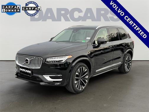 2023 Volvo XC90 B5 Plus