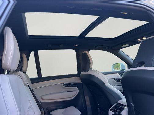 Vapour Grey Metallic 2026 Volvo XC90 Plus, B6 AWD Gas (mild hybrid), Gasoline, Bright, 7 Seats