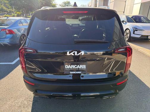 Ebony Black 2022 Kia Telluride SX