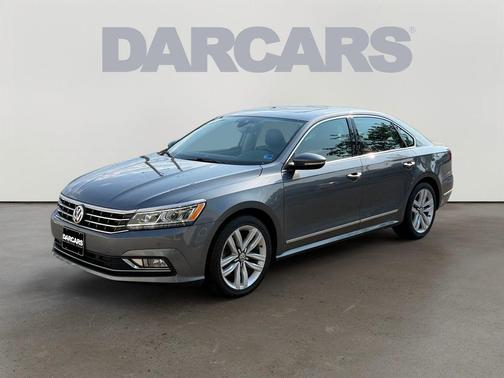 Platinum Gray Metallic 2017 Volkswagen Passat 1.8T SEL Premium