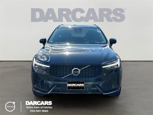 2023 Volvo XC60 Recharge Plug-In Hybrid T8 Ultimate Dark Theme