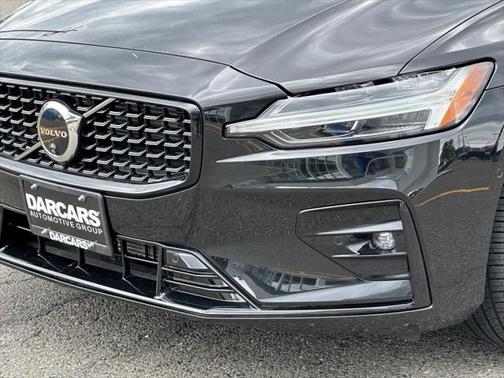 2025 Volvo S60 B5 Plus