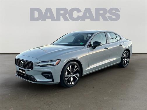 2025 Volvo S60 B5 Core